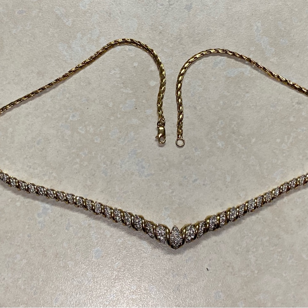 Diamond and silver necklace